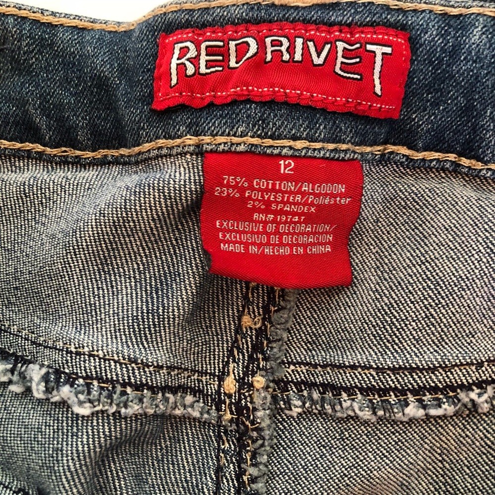 Redrivet Jeans - Picture 5 of 8